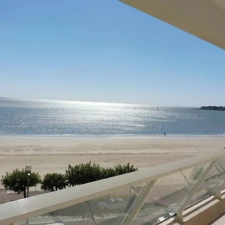 T3 Standing 4eme Etage Casino 7 Pers Διαμέρισμα